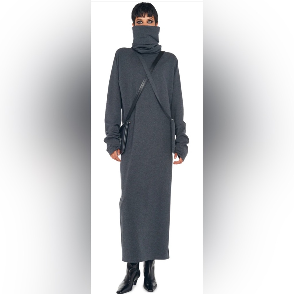 NOT FOR SALE 
OS RAGLAN SLEEVE TURTLENECK SIDE SLIT GOWN